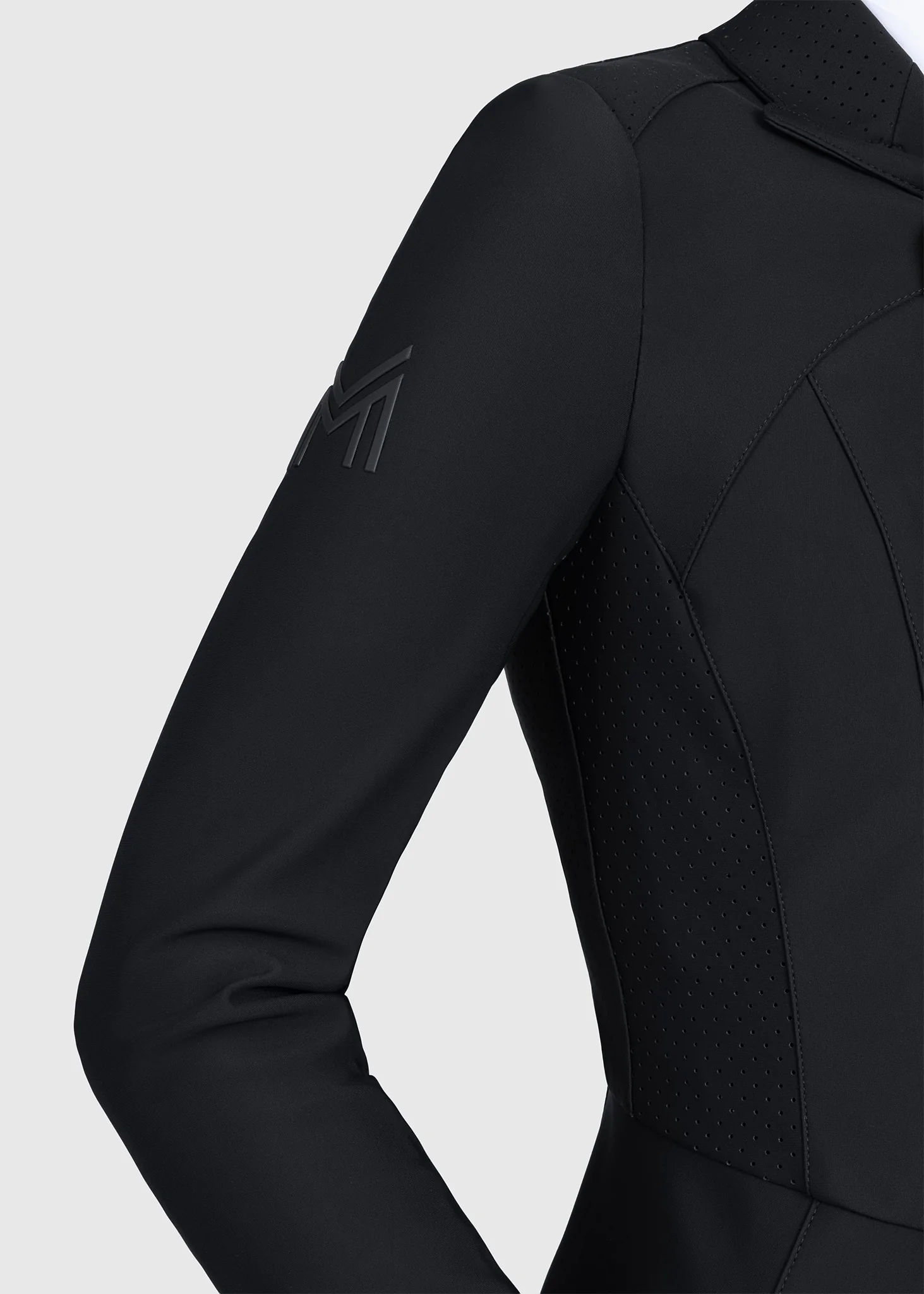 Alvor Tailcoat (Black) - Image 10