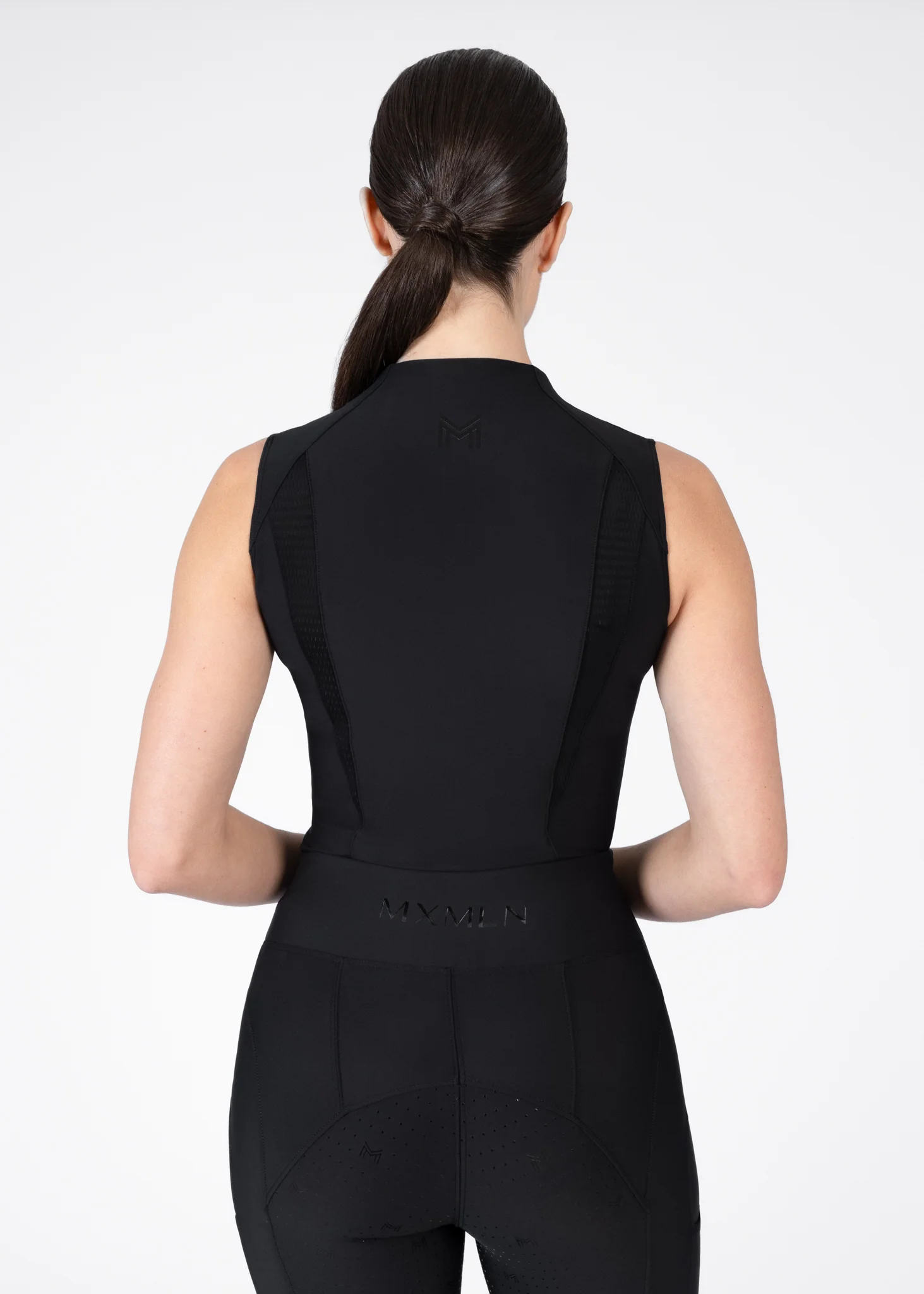 Frame Sleeveless Base Layer (Black) - Image 4